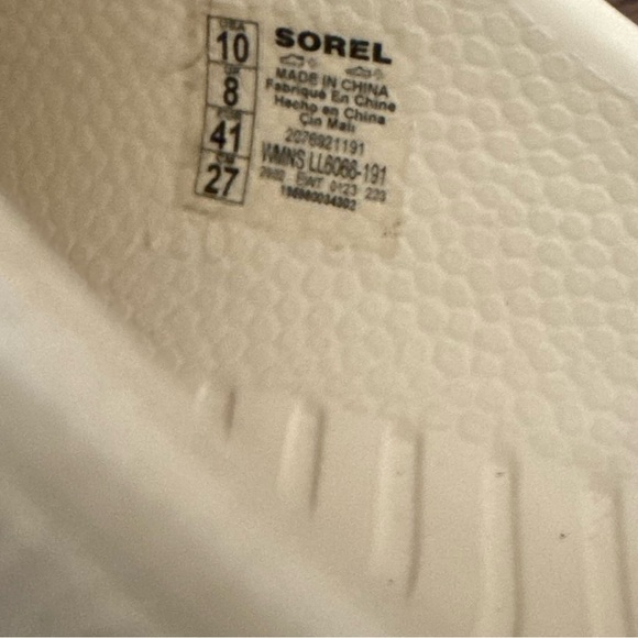 Sorel Caribou Clogs - Rare Color! - Picture 4 of 5